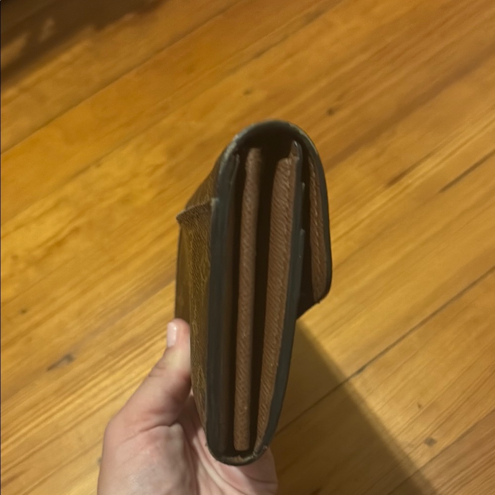 Louis Vuitton wallet - Picture 4 of 9